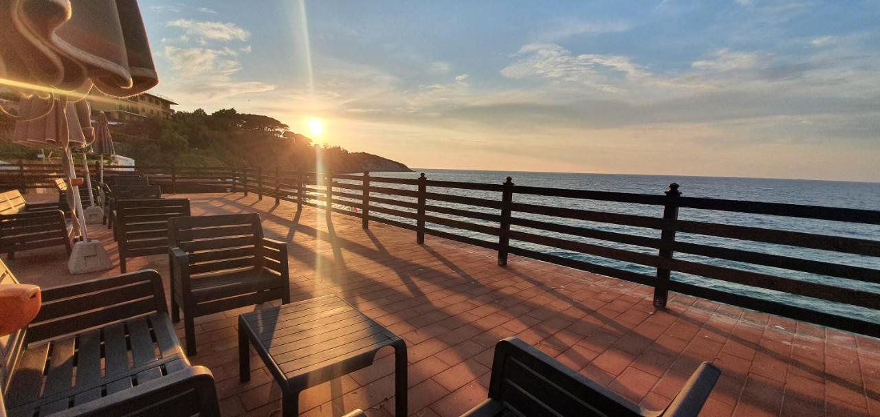 Hotel Le Ghiaie Portoferraio Extérieur photo